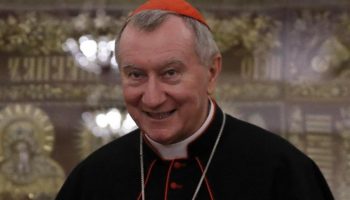 I cento anni di Giovanni Paolo II. Parolin: «Ci ha aperto le porte di Cristo»