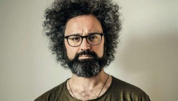 Simone Cristicchi: la vera felicità è fatta di molliche di “Noi”