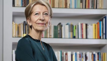 GEMMA CALABRESI: «VOLEVO VENDICARMI MA DIO MI HA CONDOTTO SULLA STRADA DEL PERDONO»