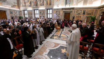 Papa Francesco: “Si sparla tanto nella Chiesa. Per favore, non fare chiacchiericcio”