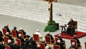 Seconda predica di Quaresima 2023 di padre Cantalamessa. L’evangelizzazione non comincia con la morale