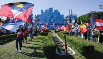 Genova, Rimini, Ischia: i vescovi scrivono ai turisti nelle loro diocesi (Matteo Liut)