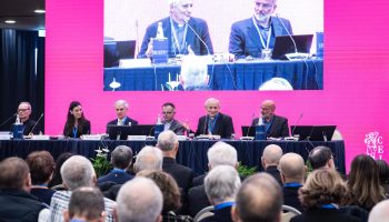 La Chiesa italiana guarda al futuro: sì alle 124 proposte del Cammino sinodale